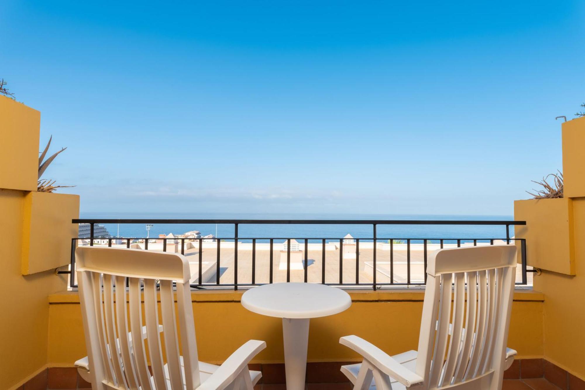 Landmar Costa Los Gigantes Family Resort Puerto de Santiago  Buitenkant foto