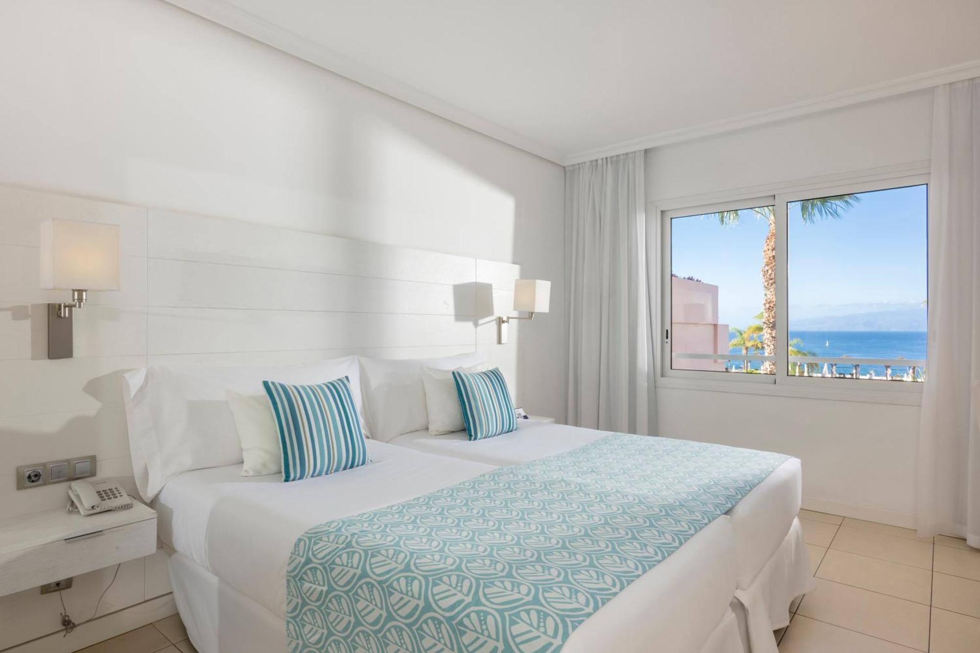 Landmar Costa Los Gigantes Family Resort Puerto de Santiago  Buitenkant foto