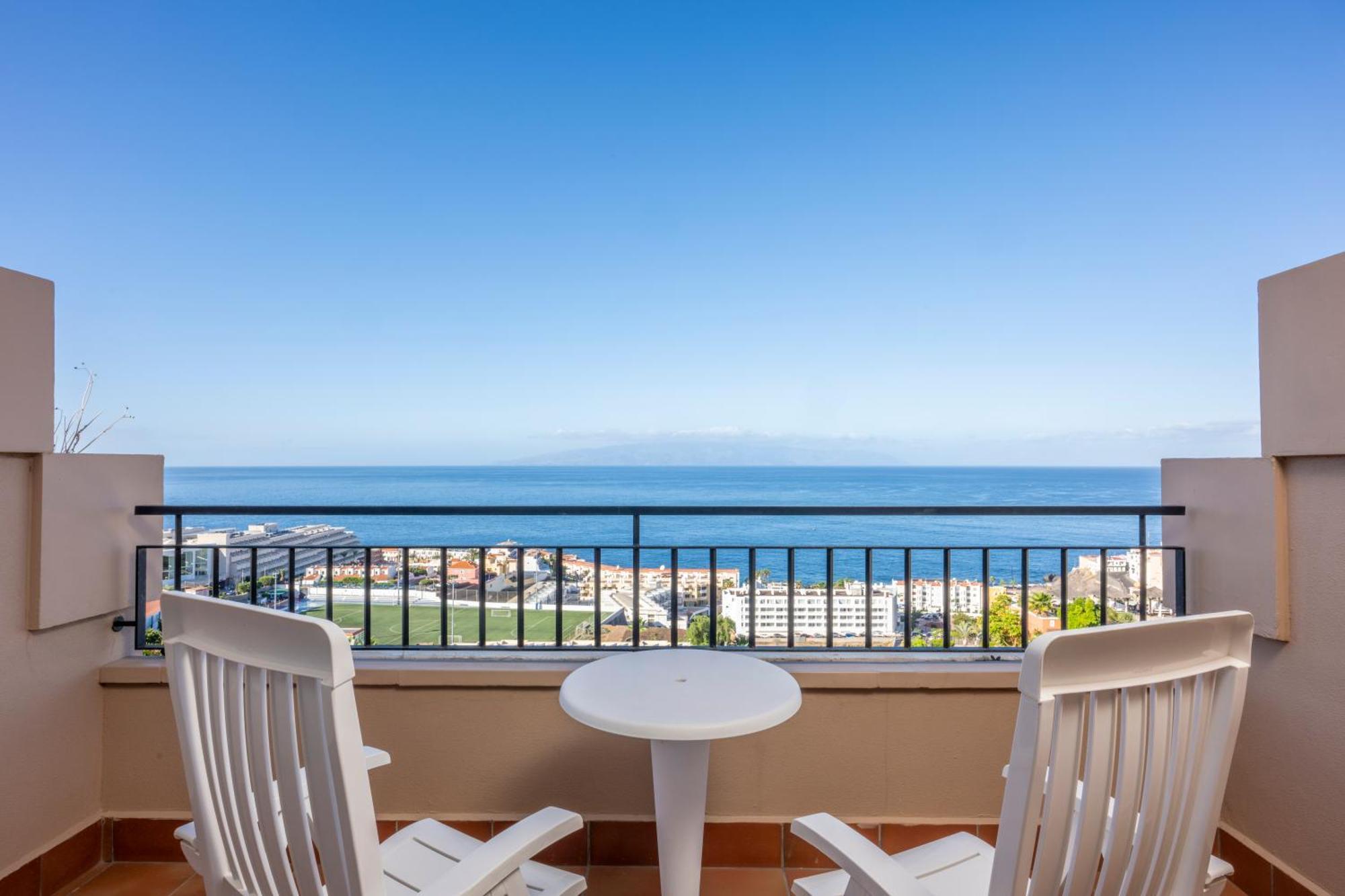 Landmar Costa Los Gigantes Family Resort Puerto de Santiago  Buitenkant foto